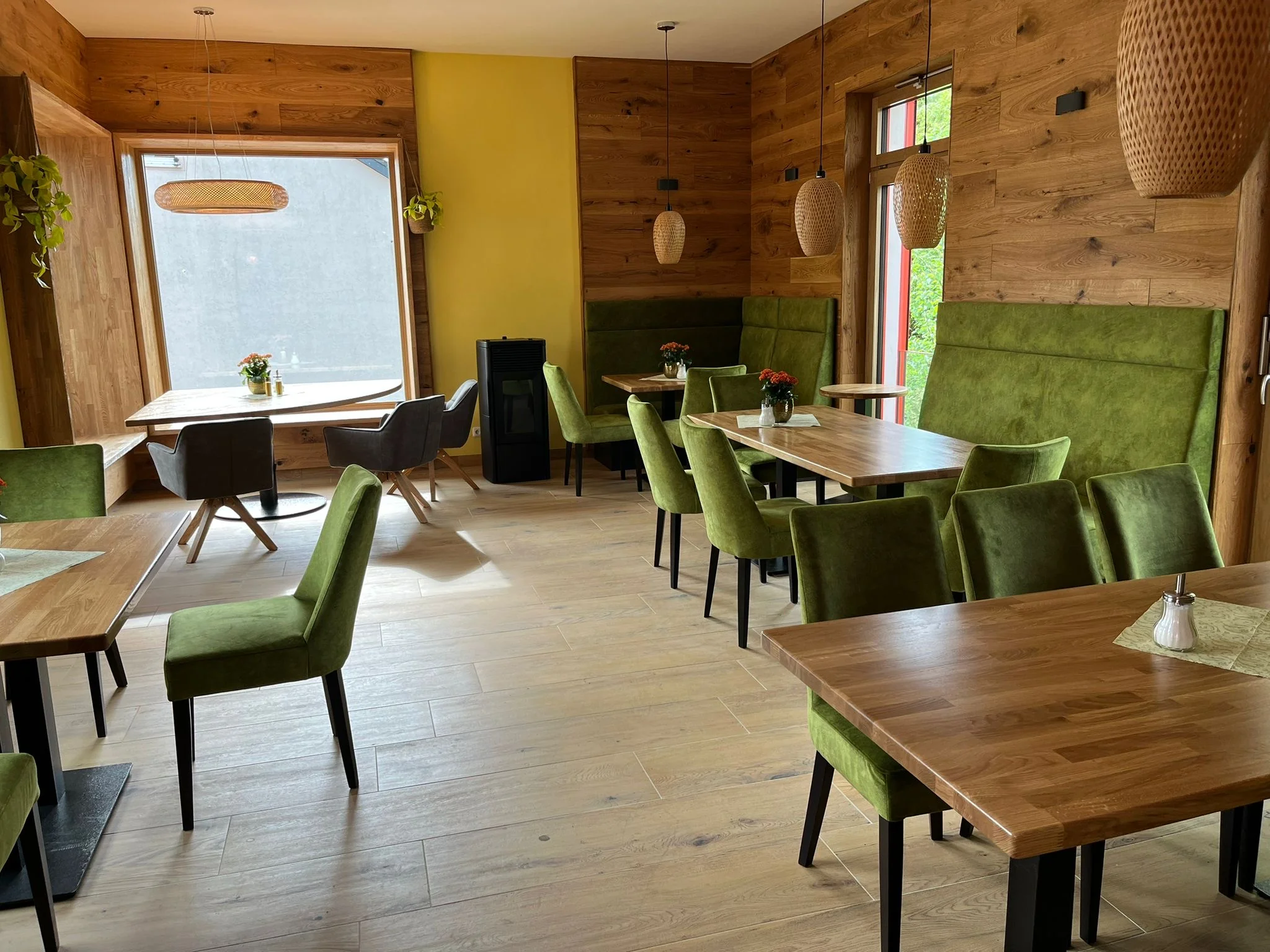 Sitzecke im Café Flow Marktgraitz